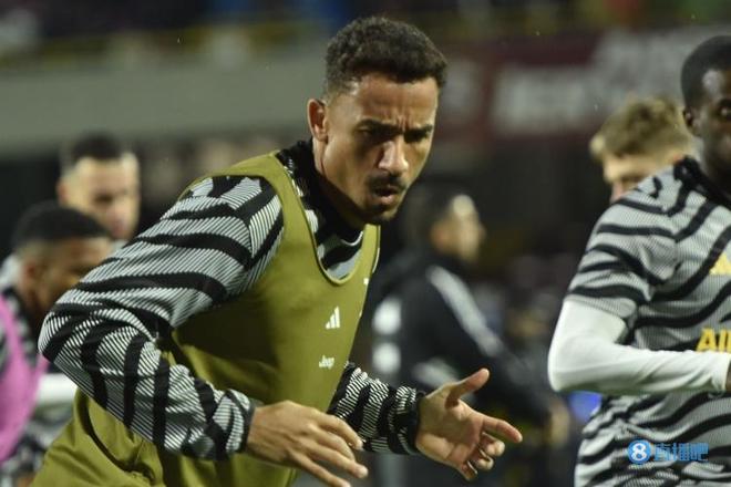 了足球的脉 了足球的脉